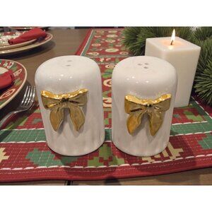 New Christmas White / Gold Bow Salt & Pepper Shakers Salt N Pepper Dinning Set